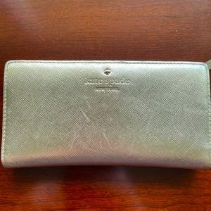 Kate Spade Slim Bifold wallet